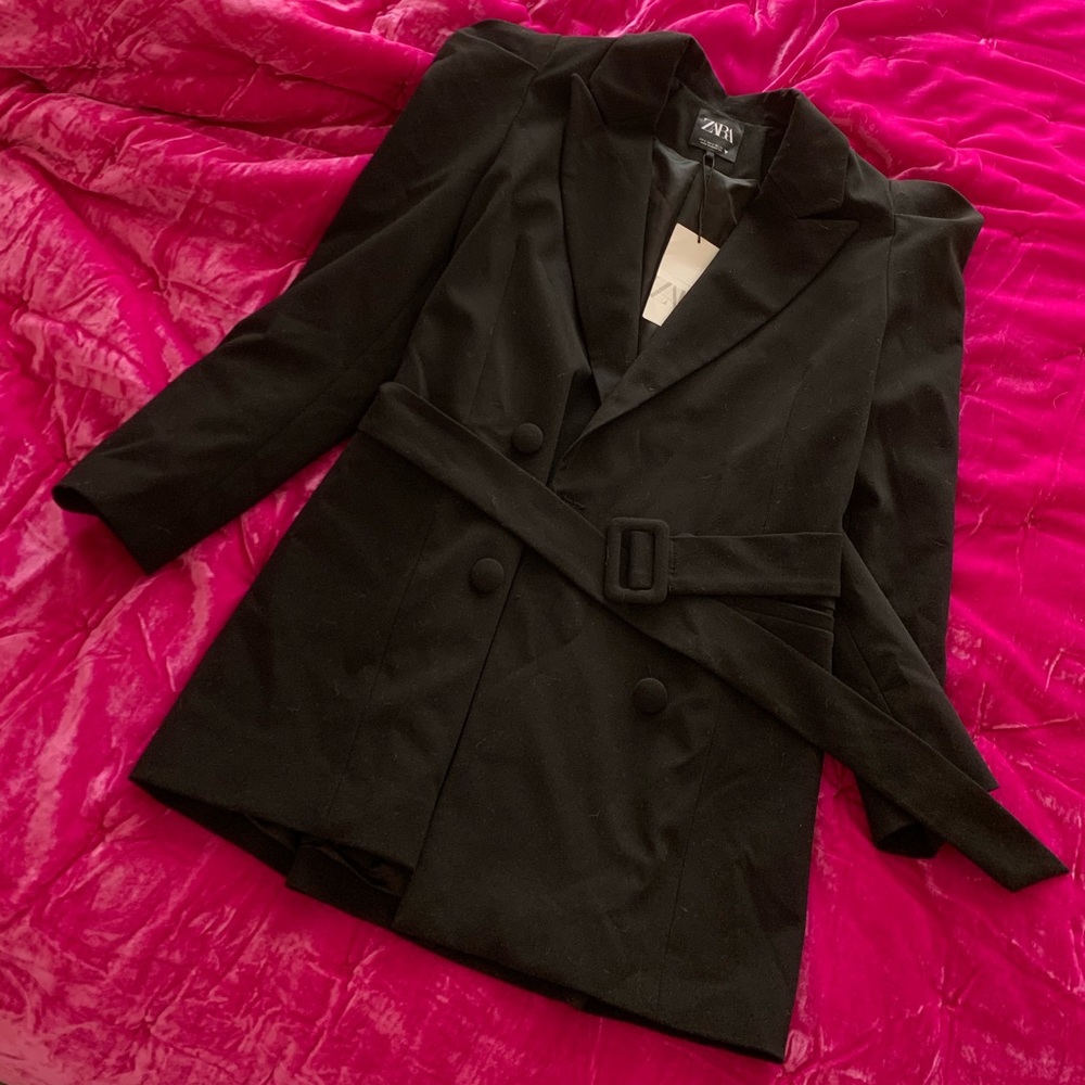 Black Zara Blazer